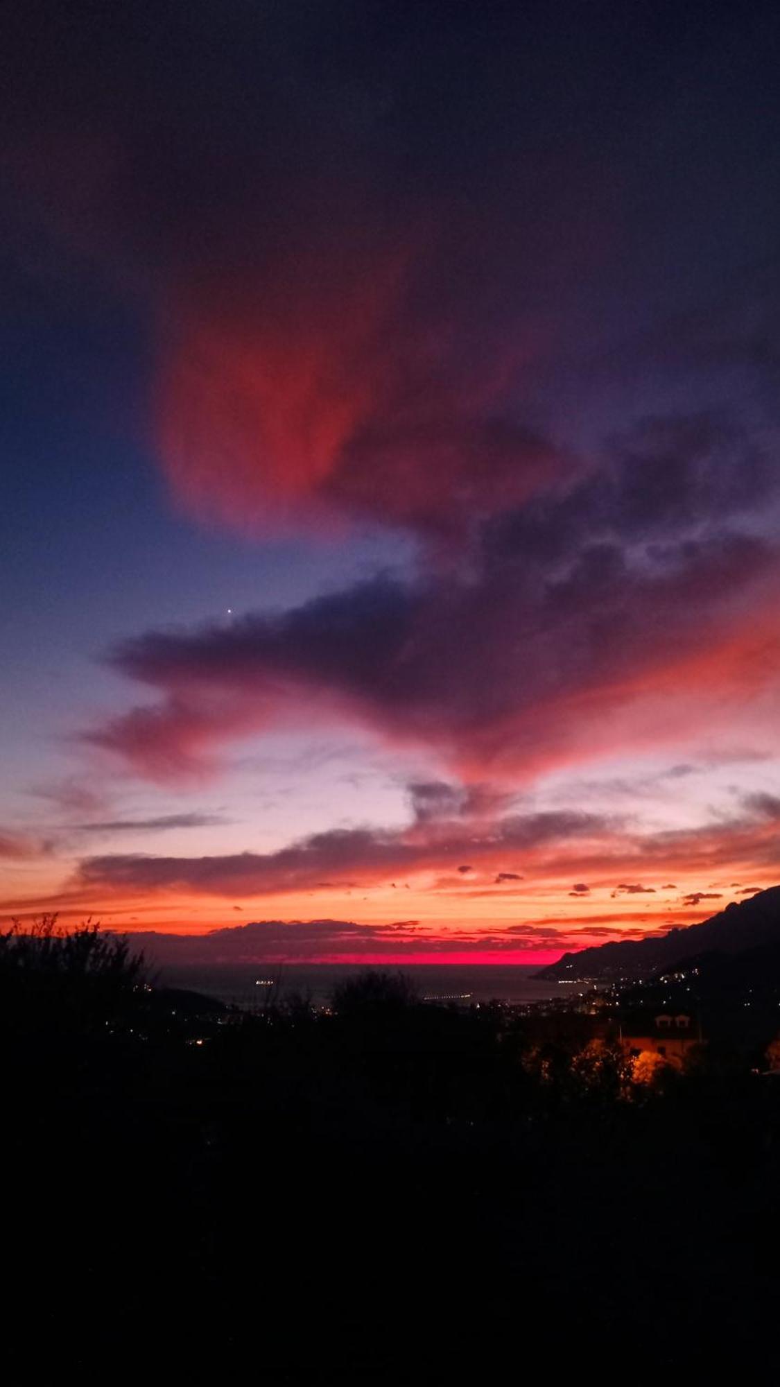 Vila Gatti E Mare Salerno Exteriér fotografie